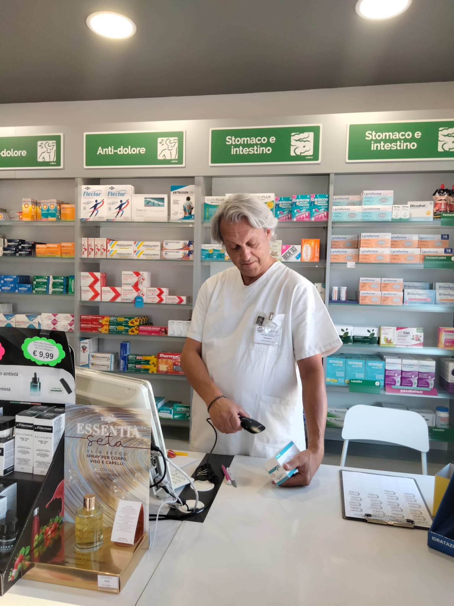 Dott. Marco Veronese, farmacista libero professionista disponibile per sostituzioni in provincia di Treviso, Veneto e Tutta Italia